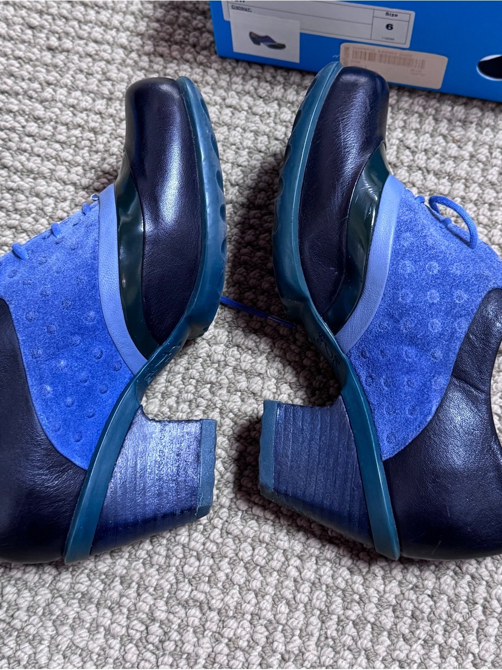 John Fluevog Hopeful Vow FW14 Blue Suede Leather Lace Up Heels Tagged 6 Fits 6